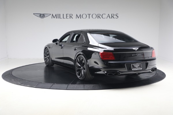 Used 2023 Bentley Flying Spur V8 for sale $143,900 at Alfa Romeo of Greenwich in Greenwich CT 06830 5