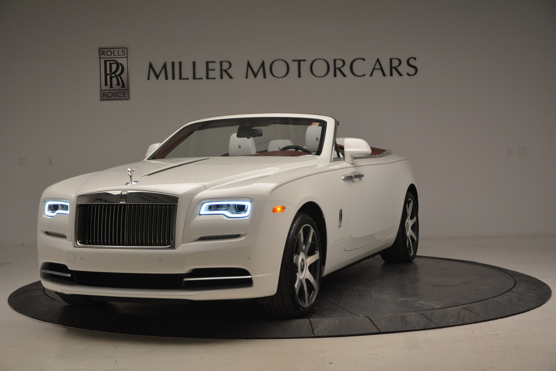 New 2017 Rolls-Royce Dawn for sale Sold at Alfa Romeo of Greenwich in Greenwich CT 06830 1
