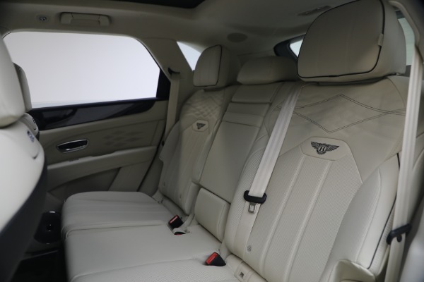 New 2025 Bentley Bentayga V8 for sale Sold at Alfa Romeo of Greenwich in Greenwich CT 06830 20