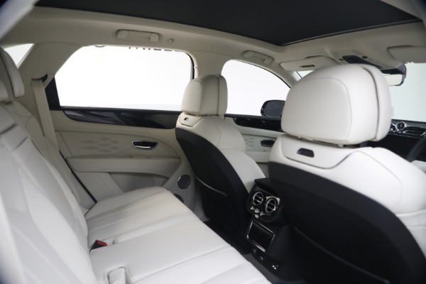 New 2025 Bentley Bentayga V8 for sale Sold at Alfa Romeo of Greenwich in Greenwich CT 06830 25
