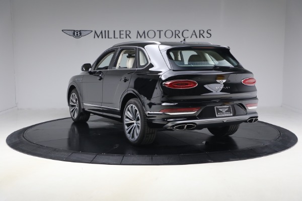New 2025 Bentley Bentayga V8 for sale Sold at Alfa Romeo of Greenwich in Greenwich CT 06830 3