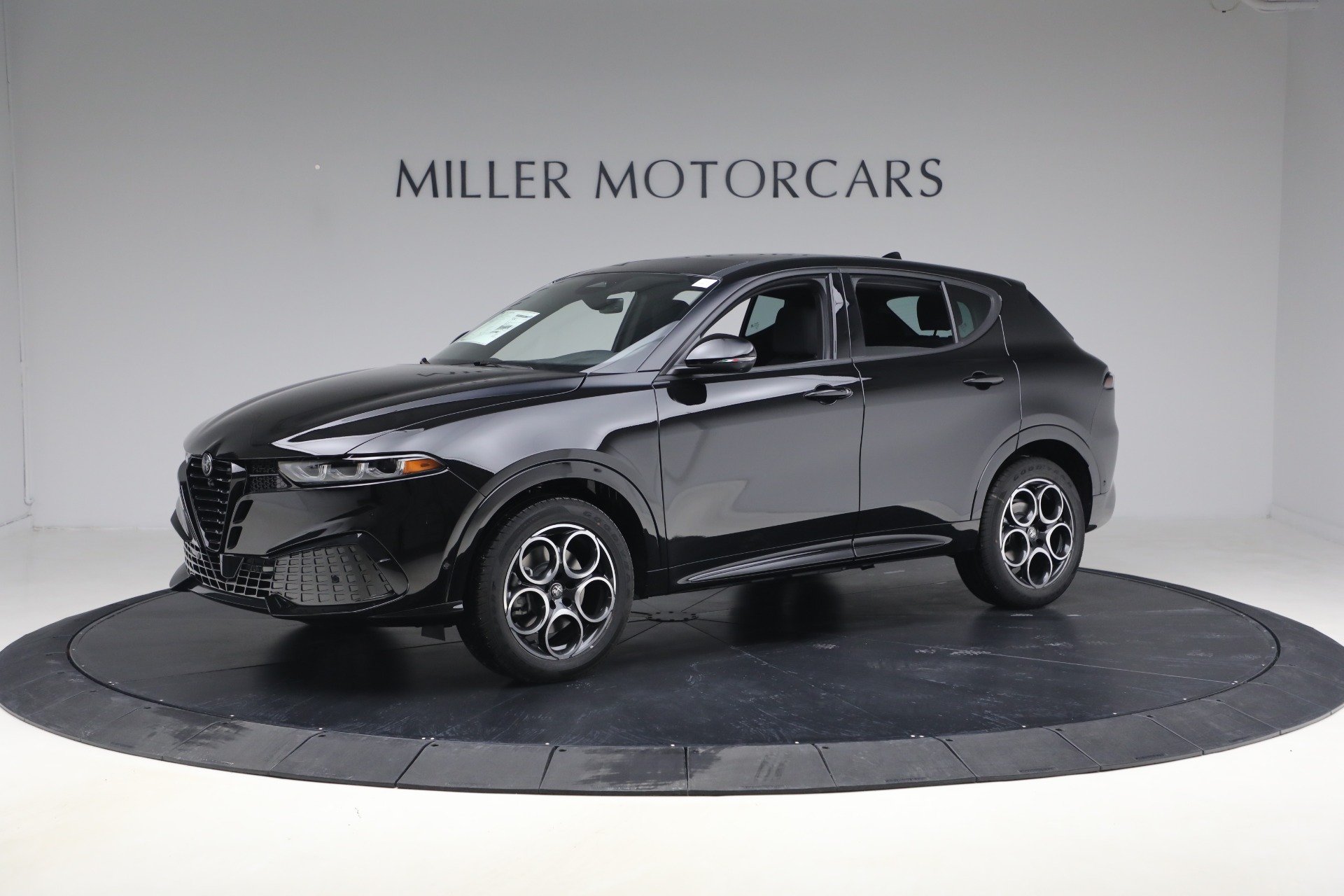 New 2026 Alfa Romeo Tonale Sprint for sale $43,210 at Alfa Romeo of Greenwich in Greenwich CT 06830 1