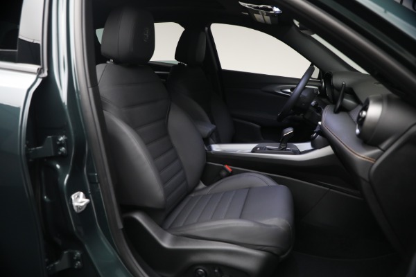 New 2026 Alfa Romeo Tonale Sprint for sale $46,530 at Alfa Romeo of Greenwich in Greenwich CT 06830 16