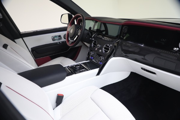 Used 2025 Rolls-Royce Black Badge Cullinan for sale $469,900 at Alfa Romeo of Greenwich in Greenwich CT 06830 18