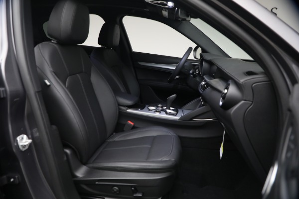 New 2026 Alfa Romeo Stelvio for sale $57,690 at Alfa Romeo of Greenwich in Greenwich CT 06830 17