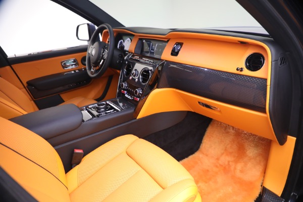 Used 2024 Rolls-Royce Black Badge Cullinan for sale $419,900 at Alfa Romeo of Greenwich in Greenwich CT 06830 21
