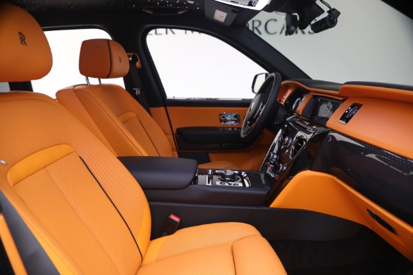 Used 2024 Rolls-Royce Black Badge Cullinan for sale $419,900 at Alfa Romeo of Greenwich in Greenwich CT 06830 22