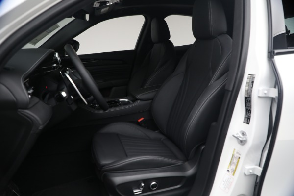 New 2026 Maserati Grecale Modena V6 for sale $91,031 at Alfa Romeo of Greenwich in Greenwich CT 06830 15