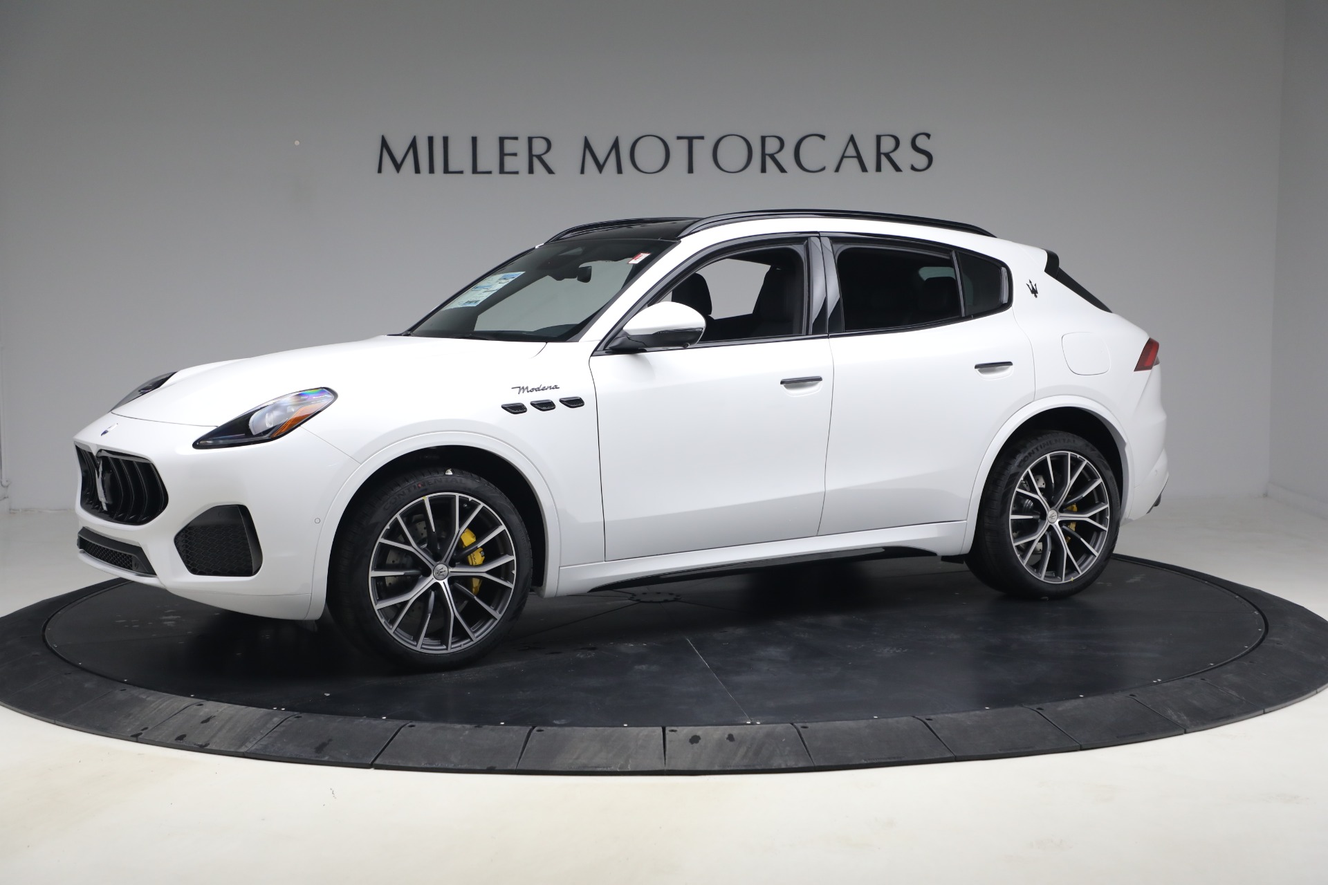 New 2026 Maserati Grecale Modena V6 for sale $91,031 at Alfa Romeo of Greenwich in Greenwich CT 06830 1