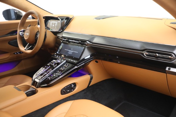 New 2026 Aston Martin Vantage S for sale $249,800 at Alfa Romeo of Greenwich in Greenwich CT 06830 22