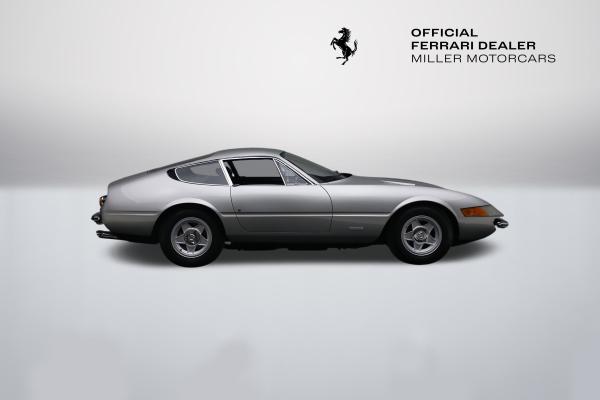 Used 1971 Ferrari 365GTB/4 Daytona for sale $750,000 at Alfa Romeo of Greenwich in Greenwich CT 06830 9