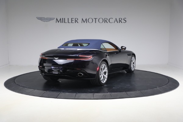 Used 2019 Aston Martin DB11 Volante for sale $121,900 at Alfa Romeo of Greenwich in Greenwich CT 06830 19