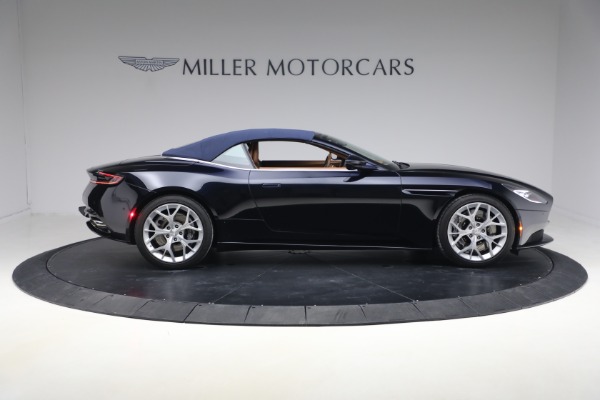 Used 2019 Aston Martin DB11 Volante for sale $121,900 at Alfa Romeo of Greenwich in Greenwich CT 06830 21