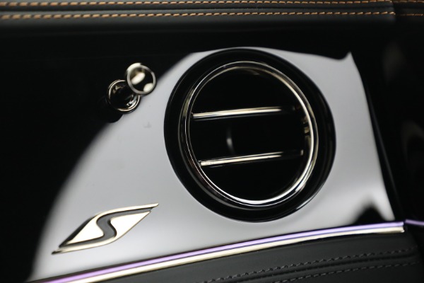 New 2026 Bentley Continental GT S for sale $344,350 at Alfa Romeo of Greenwich in Greenwich CT 06830 24