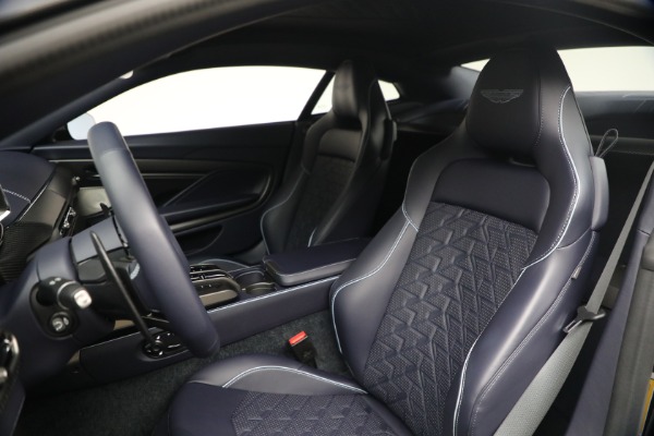 Used 2025 Aston Martin Vanquish for sale $459,900 at Alfa Romeo of Greenwich in Greenwich CT 06830 15
