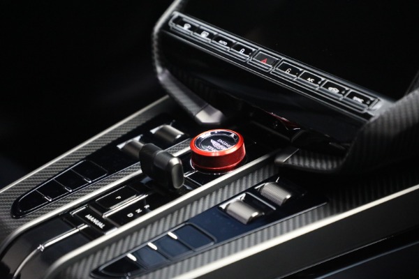 Used 2025 Aston Martin Vanquish for sale $459,900 at Alfa Romeo of Greenwich in Greenwich CT 06830 23