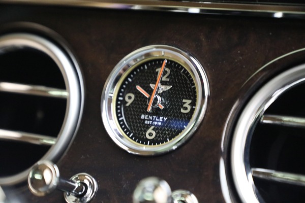 Used 2026 Bentley Continental GT Azure for sale $352,090 at Alfa Romeo of Greenwich in Greenwich CT 06830 21