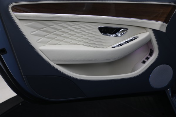 New 2026 Bentley Continental GT Azure for sale $361,850 at Alfa Romeo of Greenwich in Greenwich CT 06830 18