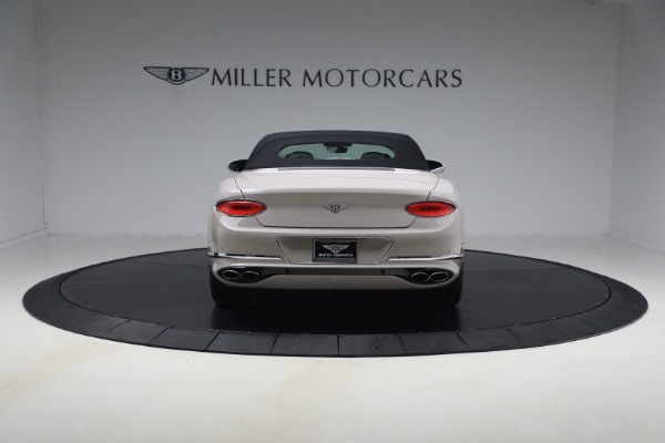 Used 2020 Bentley Continental GTC V8 for sale $165,900 at Alfa Romeo of Greenwich in Greenwich CT 06830 17