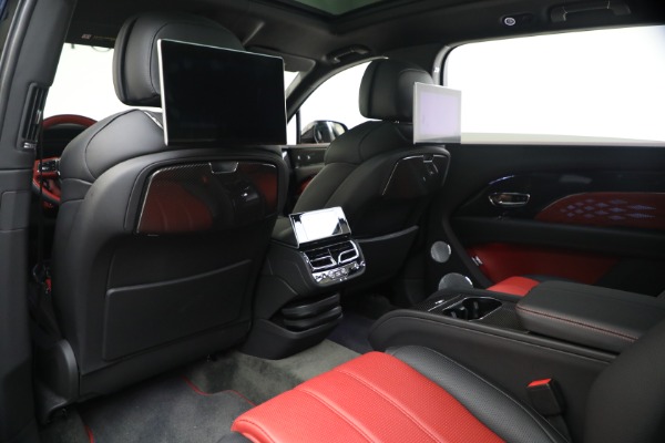 Used 2023 Bentley Bentayga EWB Azure V8 First Edition for sale $173,900 at Alfa Romeo of Greenwich in Greenwich CT 06830 22