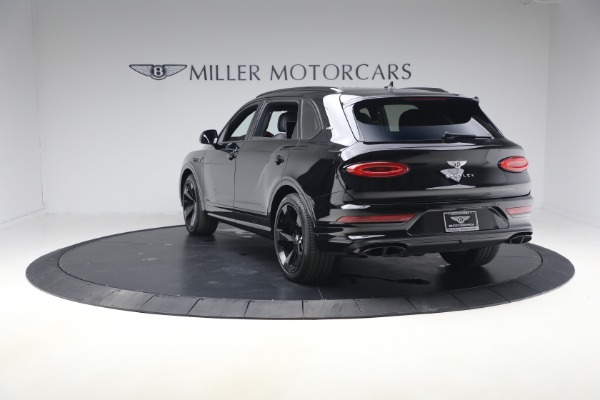 Used 2023 Bentley Bentayga EWB Azure V8 First Edition for sale $173,900 at Alfa Romeo of Greenwich in Greenwich CT 06830 5