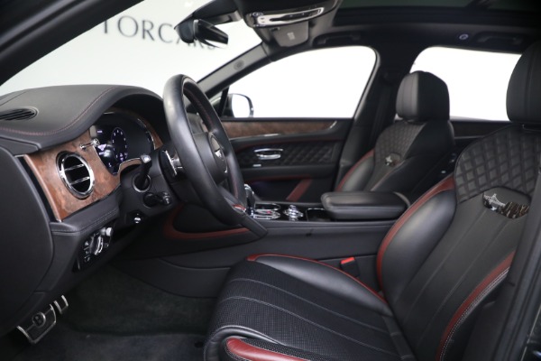 Used 2022 Bentley Bentayga V8 for sale $151,900 at Alfa Romeo of Greenwich in Greenwich CT 06830 19