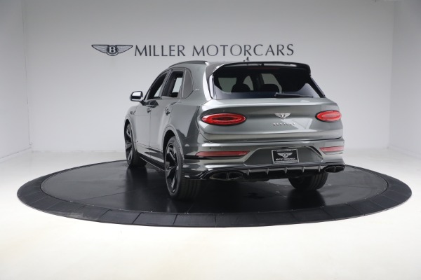 Used 2022 Bentley Bentayga V8 for sale $151,900 at Alfa Romeo of Greenwich in Greenwich CT 06830 5