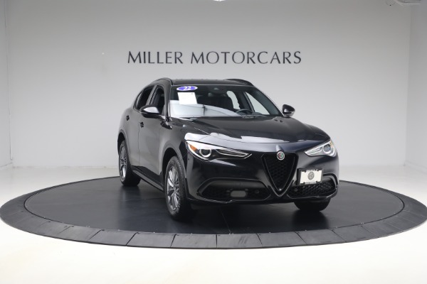 Used 2022 Alfa Romeo Stelvio Sprint for sale $24,900 at Alfa Romeo of Greenwich in Greenwich CT 06830 11