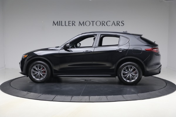 Used 2022 Alfa Romeo Stelvio Sprint for sale $24,900 at Alfa Romeo of Greenwich in Greenwich CT 06830 3