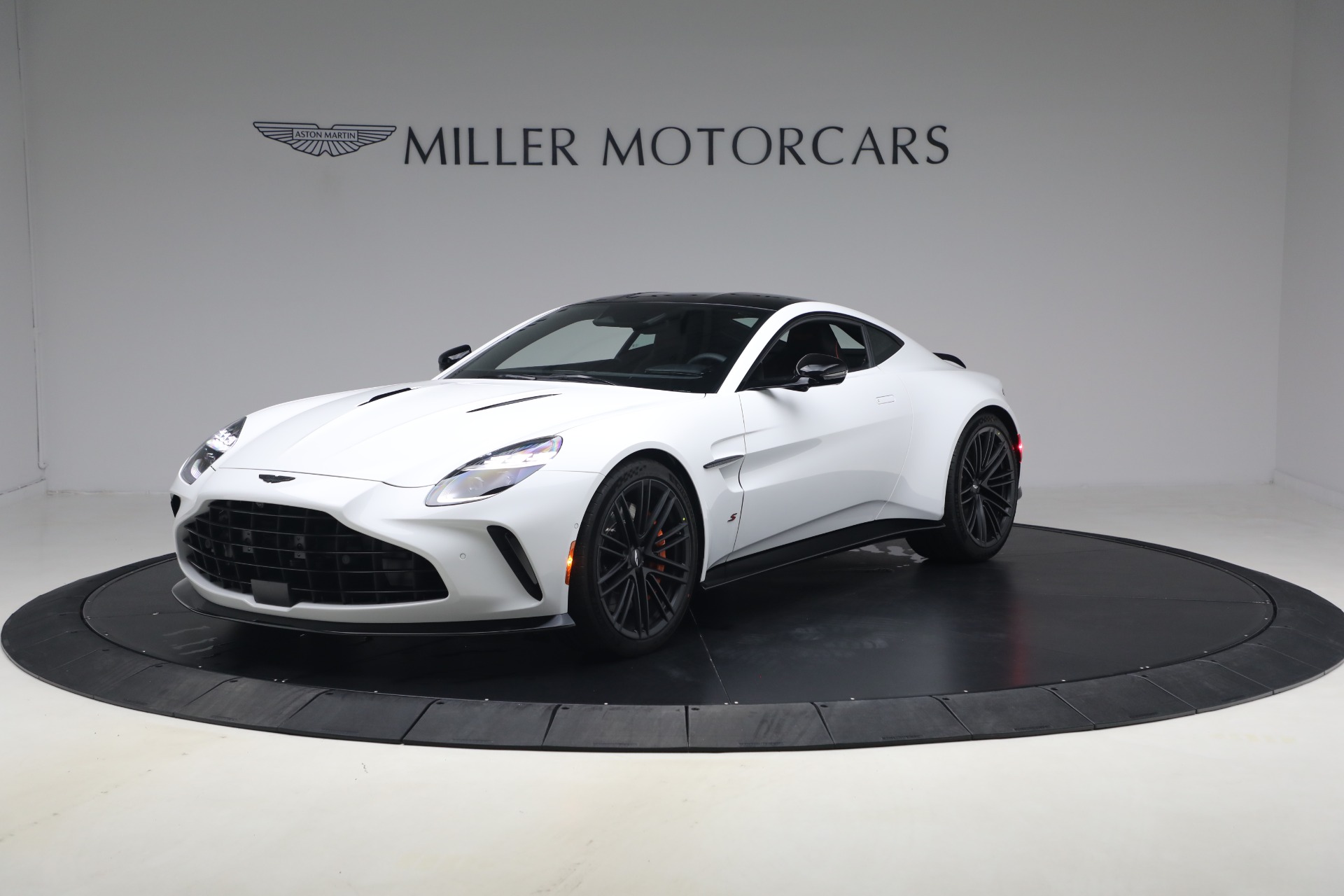 New 2026 Aston Martin Vantage S for sale $251,000 at Alfa Romeo of Greenwich in Greenwich CT 06830 1