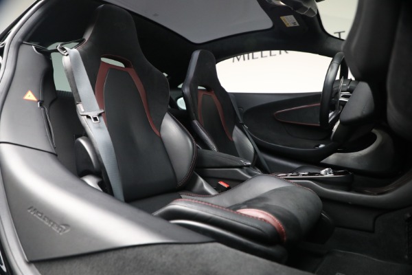 Used 2023 McLaren GT Pioneer for sale $168,900 at Alfa Romeo of Greenwich in Greenwich CT 06830 24
