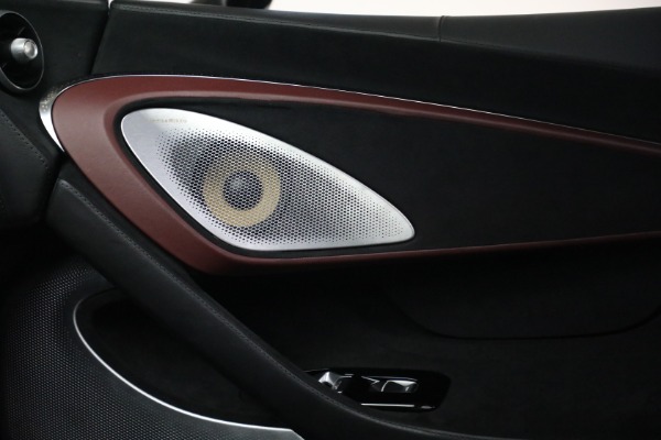 Used 2023 McLaren GT Pioneer for sale $168,900 at Alfa Romeo of Greenwich in Greenwich CT 06830 27