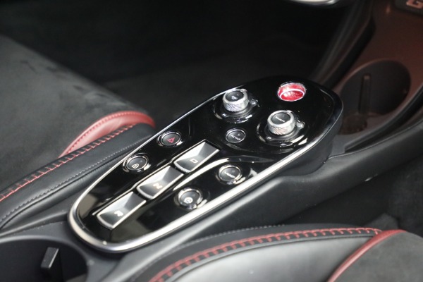 Used 2023 McLaren GT Pioneer for sale $168,900 at Alfa Romeo of Greenwich in Greenwich CT 06830 28