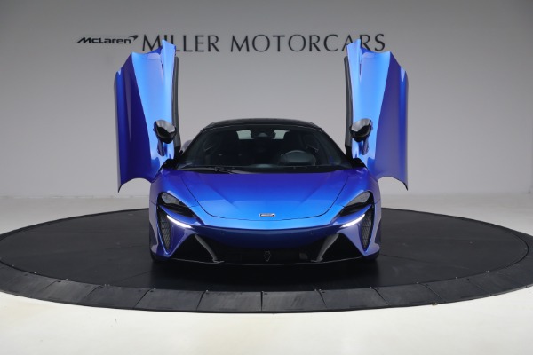 Used 2025 McLaren Artura Spider TechLux for sale Call for price at Alfa Romeo of Greenwich in Greenwich CT 06830 13