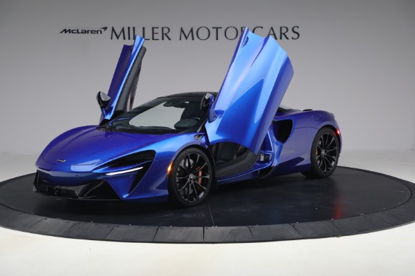 Used 2025 McLaren Artura Spider TechLux for sale Call for price at Alfa Romeo of Greenwich in Greenwich CT 06830 14