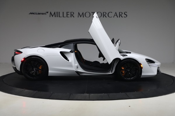 Used 2023 McLaren Artura for sale $184,900 at Alfa Romeo of Greenwich in Greenwich CT 06830 20