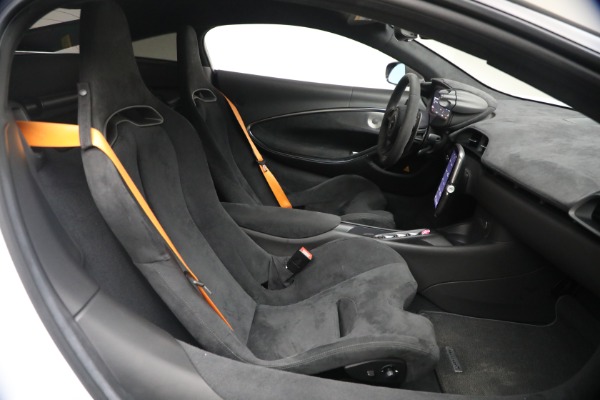 Used 2023 McLaren Artura for sale $184,900 at Alfa Romeo of Greenwich in Greenwich CT 06830 26