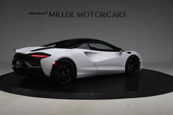 Used 2023 McLaren Artura for sale $184,900 at Alfa Romeo of Greenwich in Greenwich CT 06830 8