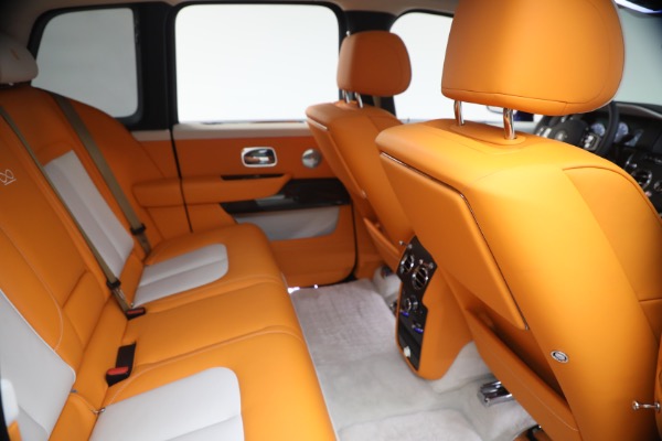 Used 2023 Rolls-Royce Black Badge Cullinan for sale $389,900 at Alfa Romeo of Greenwich in Greenwich CT 06830 23