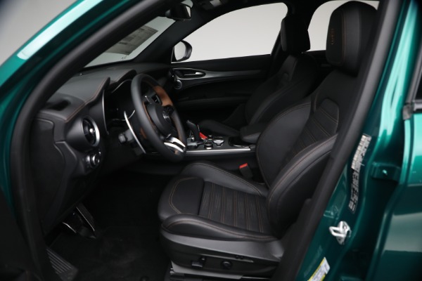 New 2025 Alfa Romeo Stelvio Intensa for sale $58,654 at Alfa Romeo of Greenwich in Greenwich CT 06830 13