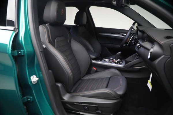 New 2025 Alfa Romeo Stelvio Intensa for sale $58,654 at Alfa Romeo of Greenwich in Greenwich CT 06830 16