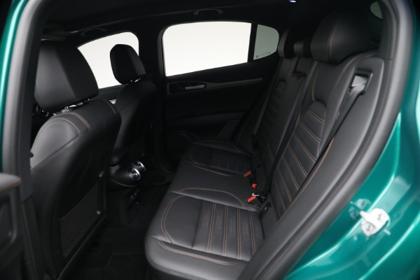 New 2025 Alfa Romeo Stelvio Intensa for sale $58,654 at Alfa Romeo of Greenwich in Greenwich CT 06830 20