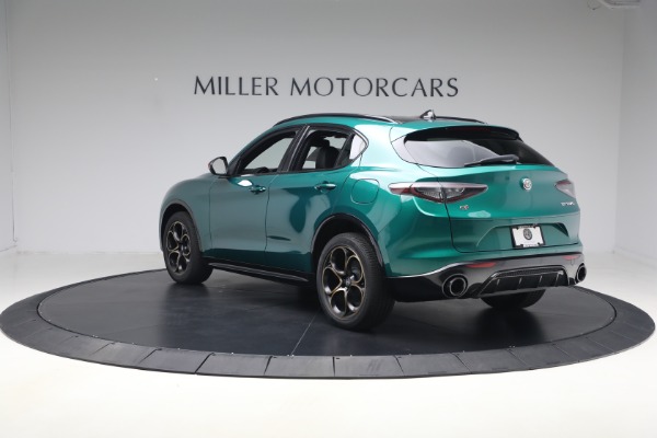 New 2025 Alfa Romeo Stelvio Intensa for sale $58,654 at Alfa Romeo of Greenwich in Greenwich CT 06830 5