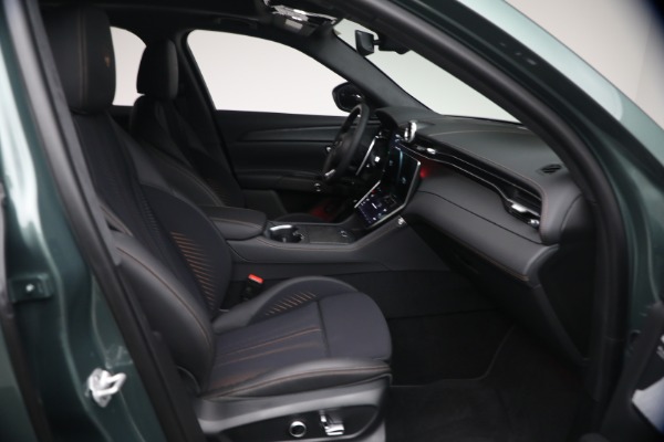 New 2026 Maserati Grecale Modena V6 for sale $92,954 at Alfa Romeo of Greenwich in Greenwich CT 06830 14