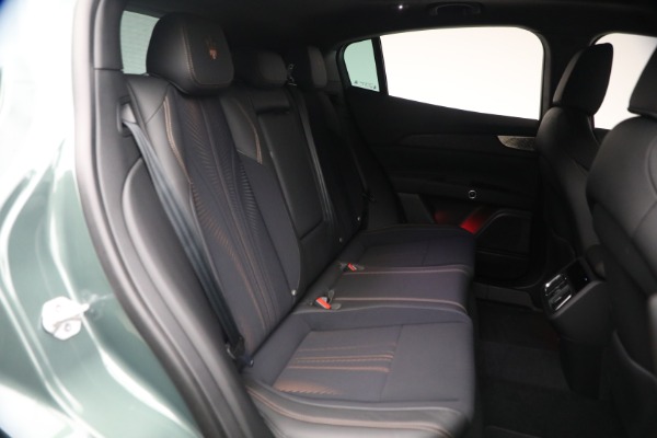 New 2026 Maserati Grecale Modena V6 for sale $92,954 at Alfa Romeo of Greenwich in Greenwich CT 06830 17