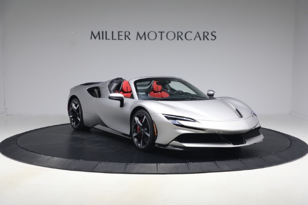 Used 2023 Ferrari SF90 Spider for sale $579,900 at Alfa Romeo of Greenwich in Greenwich CT 06830 12