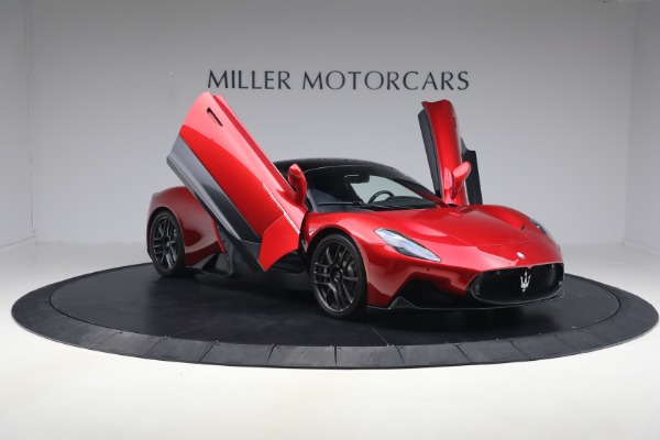 Used 2022 Maserati MC20 for sale $175,900 at Alfa Romeo of Greenwich in Greenwich CT 06830 16