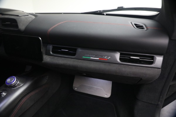 Used 2022 Maserati MC20 for sale $175,900 at Alfa Romeo of Greenwich in Greenwich CT 06830 19