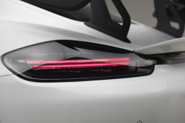 Used 2023 Porsche 718 Cayman GT4 RS for sale $195,900 at Alfa Romeo of Greenwich in Greenwich CT 06830 24