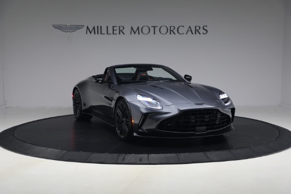 New 2026 Aston Martin Vantage S Roadster for sale $272,300 at Alfa Romeo of Greenwich in Greenwich CT 06830 11